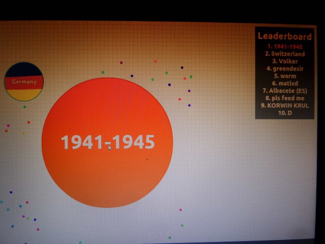 Симулятор жизни: agar.io