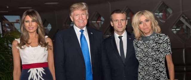 На фото Мелания Трамп и Брижит Макрон