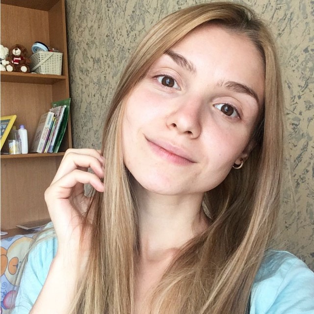 Подборка картинок с девушками из соцсетей