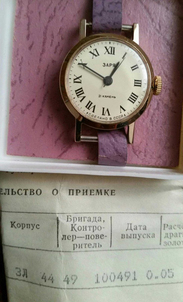 Капсула времени. Новосибирец 30 лет хранил новый телевизор «Изумруд» в упаковке