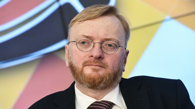 Милонов заявил о едва хватающей на жизнь депутатской зарплате