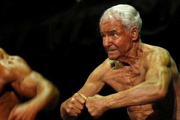 80-летний культурист!