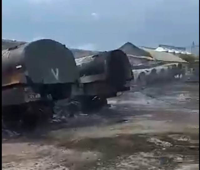Пи**да бензовозам.