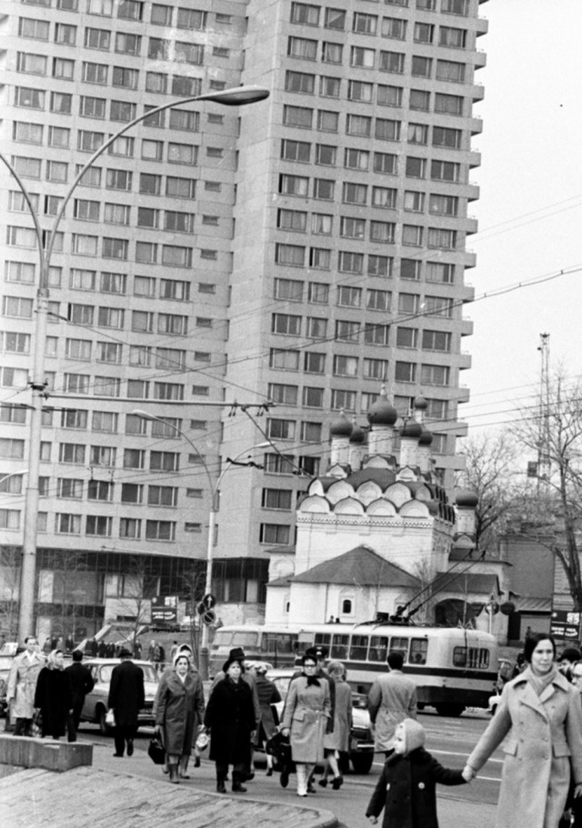 Жизнь на Новом Арбате