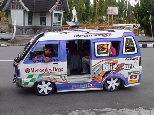 Индонезийские маршрутки