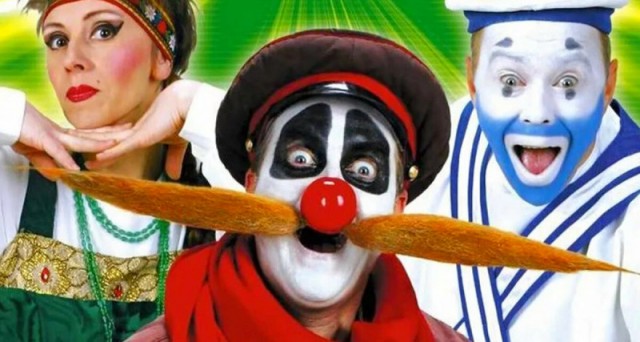 Услышав гениальную мелодию из «Деревни дураков», вы уже вряд ли сможете выбросить её из головы!