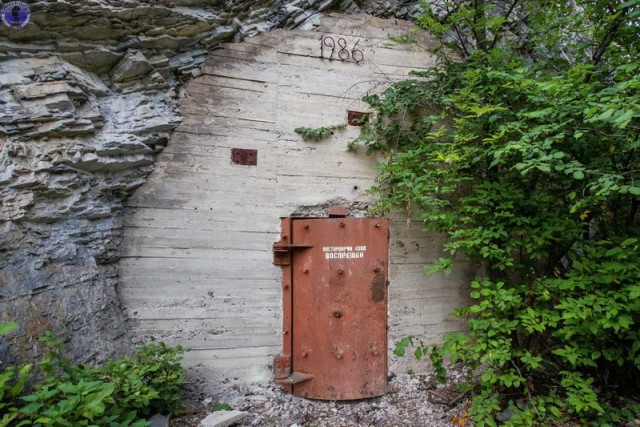 Заброшенная сейсмоштольня контроля ядерных взрывов в горах Башкирии