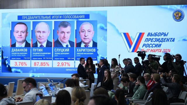 Первые данные ЦИК: Путин набирает 87,97 процента голосов
