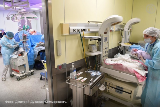 Каждый новорожденный в России имеет шанс дожить до 100 лет