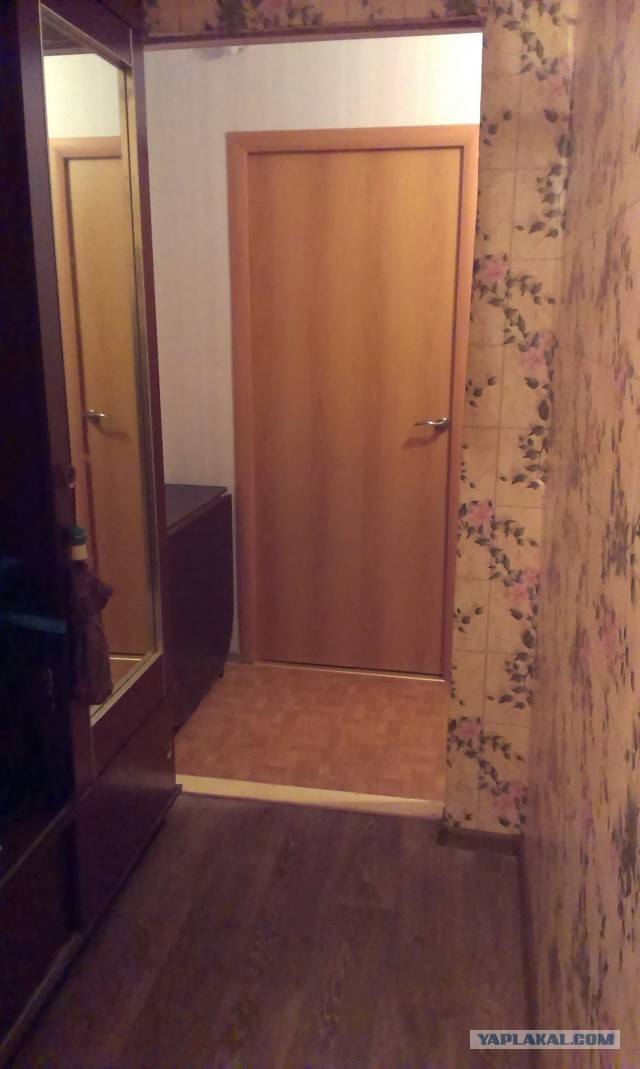 Бюджетный ремонт. Проходная комната => отдельная