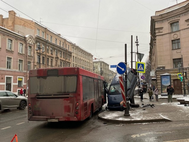 Удивительное ДТП в Петербурге