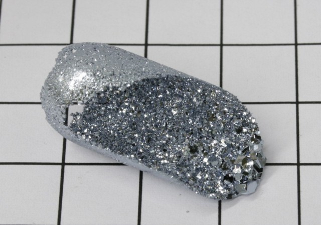 В Москве сотрудники ФСБ проводили оперативную закупку по покупке осмия, а им продали порошок для 3D-печати