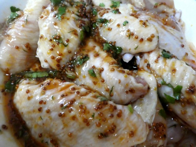 И снова крылышки