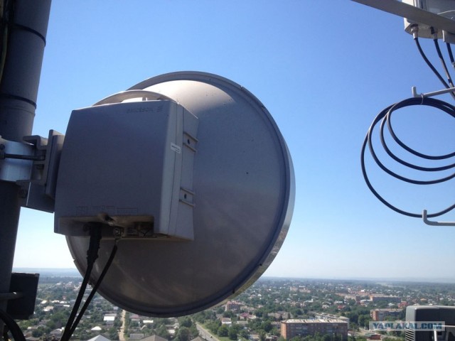 Как организована связь TELE2