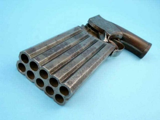 10 нестандартных образцов огнестрельного оружия