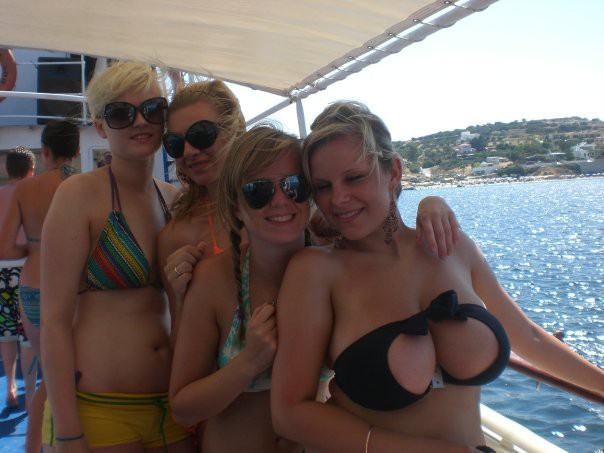 Это петля, вроде, на шею крепится