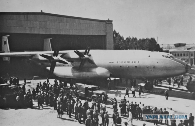 Пирамидоспорщикам: а вы крыло для Ан-124 сделать пытались?!