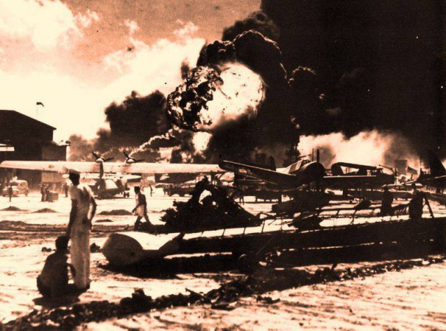 По случаю очередной годовщины нападения Японии на Перл-Харбор