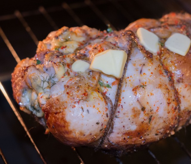 Куриная тушка (рулет) лишенная скелета (poulet désossé)  