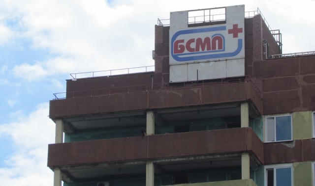 Омич за одни сутки, дважды попал под машину, и сбросился с 9-го этажа, но выжил