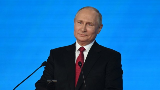 Путин: В России впервые за всю историю есть возможность решить жилищный вопрос
