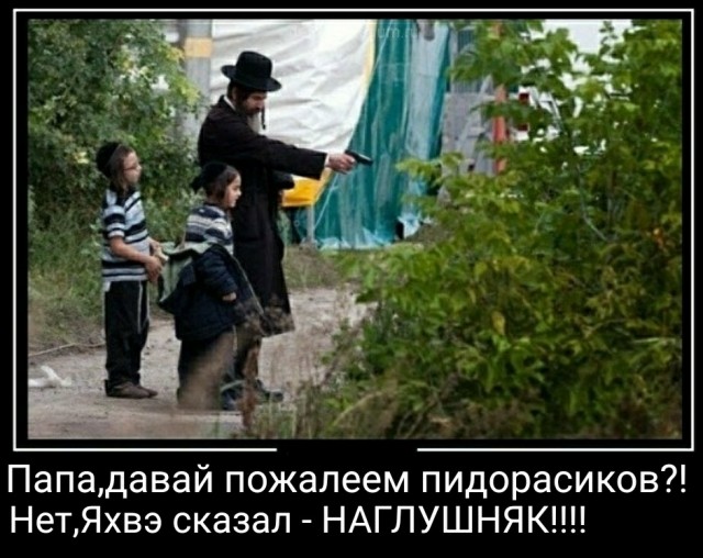 Известный актер Лив Шрайбер на красной дорожке во время очередной премьеры