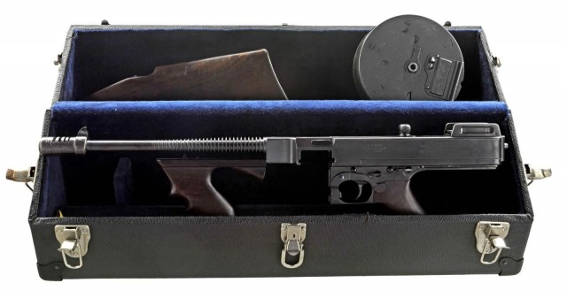 Оружейных красот с аукциона пост. Картинки и цены.