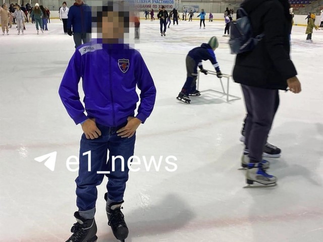 На Урале 15-летний школьник зарезал женщину в подъезде—подростка боялся весь поселок