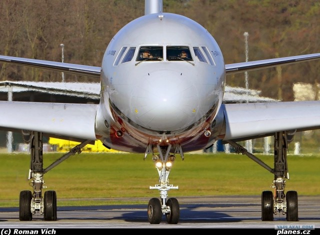 Во Внуково разбился пассажирский самолет Ту-204