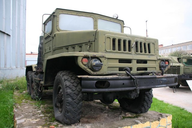Игра на ЯПе: Угадай АВТО-2