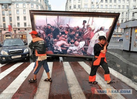Фотожаба: Переносчики картины