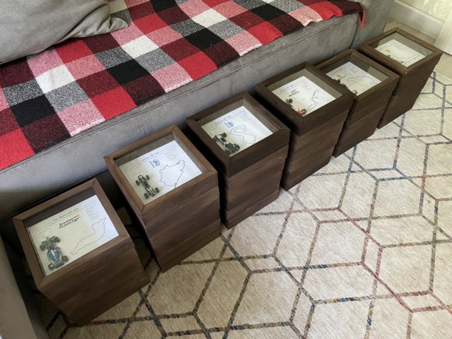 Мой вариант размещения коллекции болидов Формулы 1