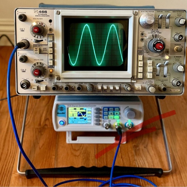 Первый осциллограф DSO-203