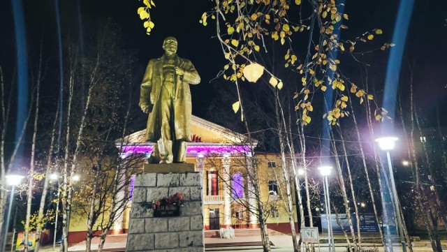 Ленин разный
