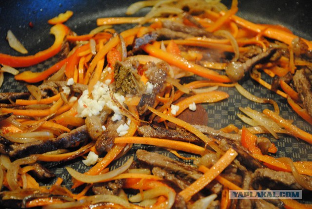 Вкусное обаяние Кулинарии, Повара ЯПа поздравляют милых дам!