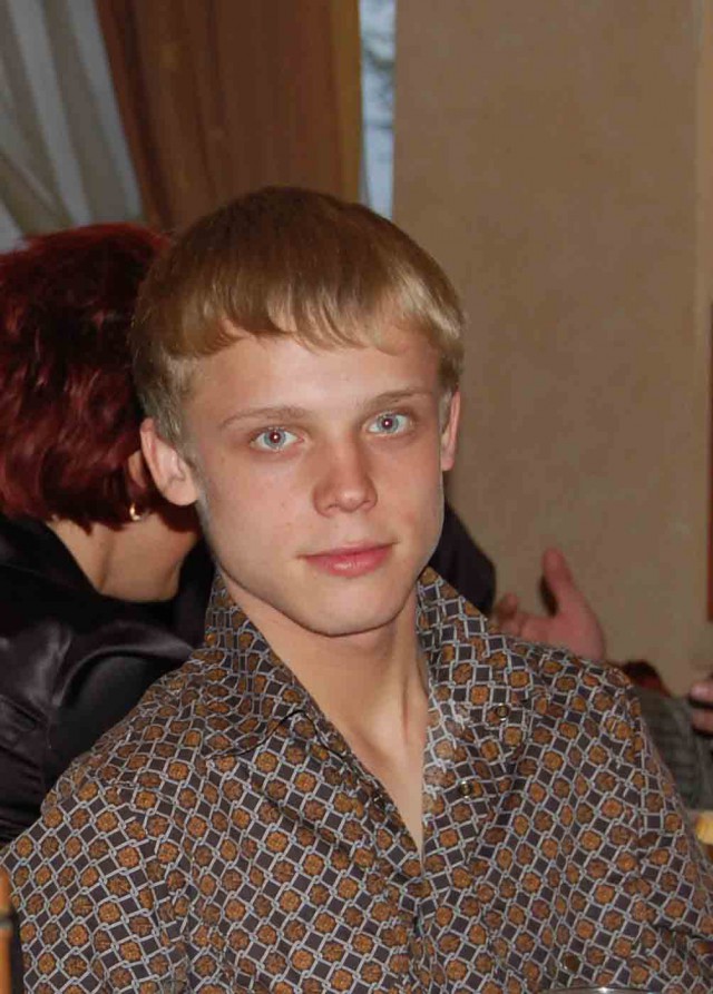 А есть и человеческие лица!