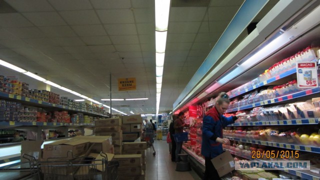 "Пустые" прилавки в Крыму...