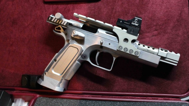 Пистолетики