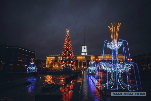 Новогодние огни Питера 2016