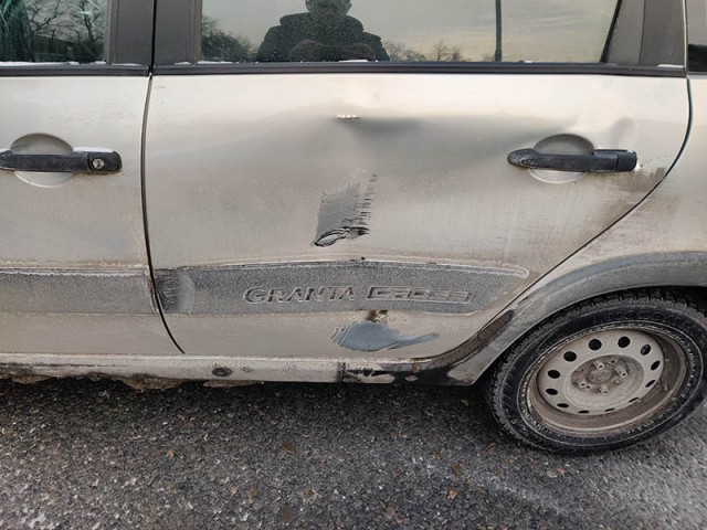 "Впадлу пропустить?" - очередной хитро*опый