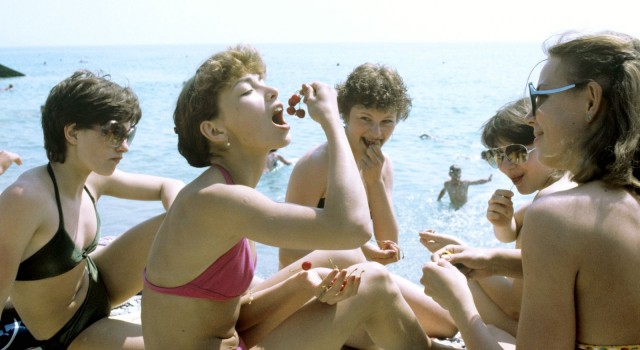 Девушки на спорте и около него!