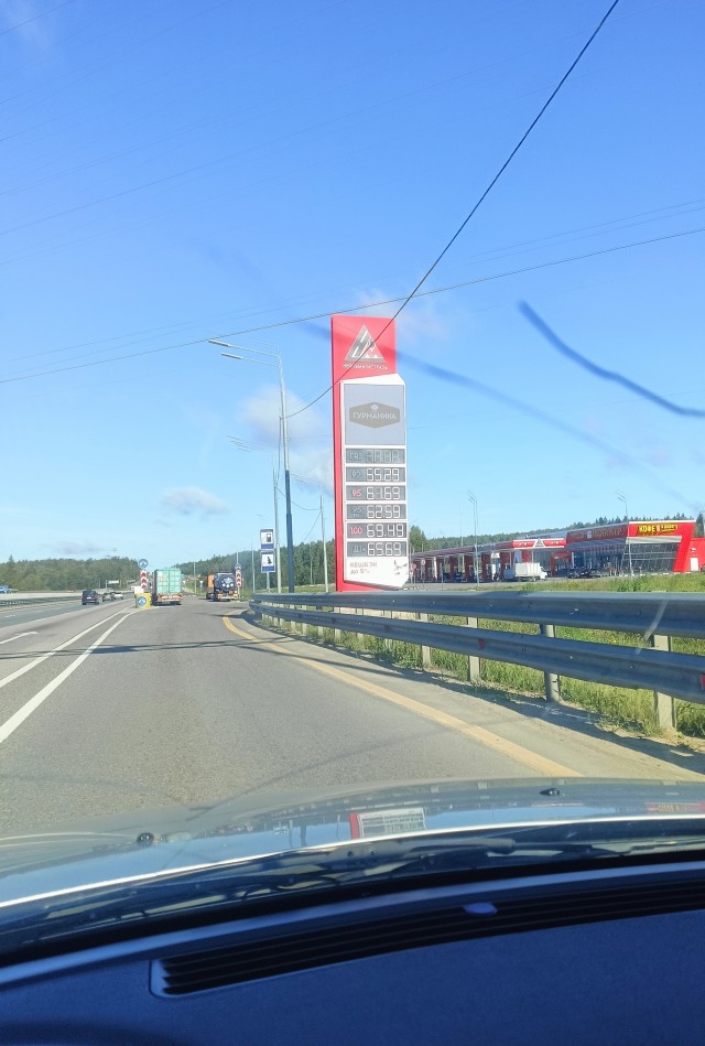 Бензин за ночь в Набережных Челнах подорожал почти на 6 рублей за литр