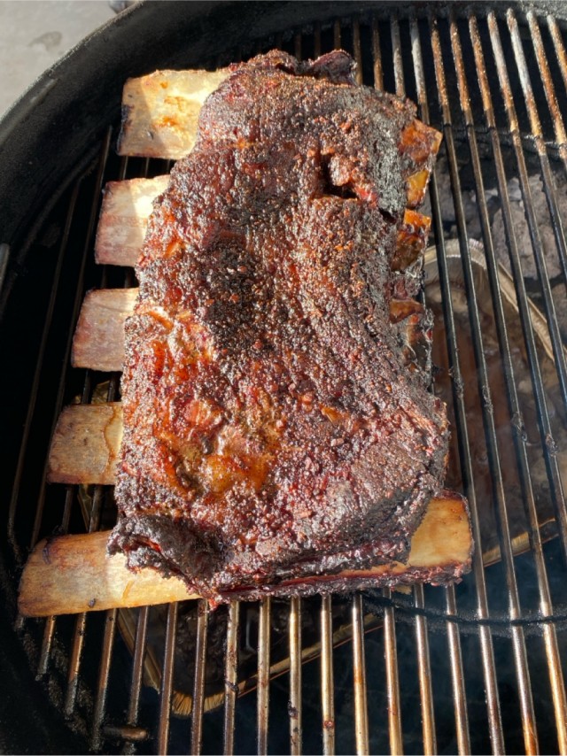 Не хотели бы вы мяска горячего копчения?