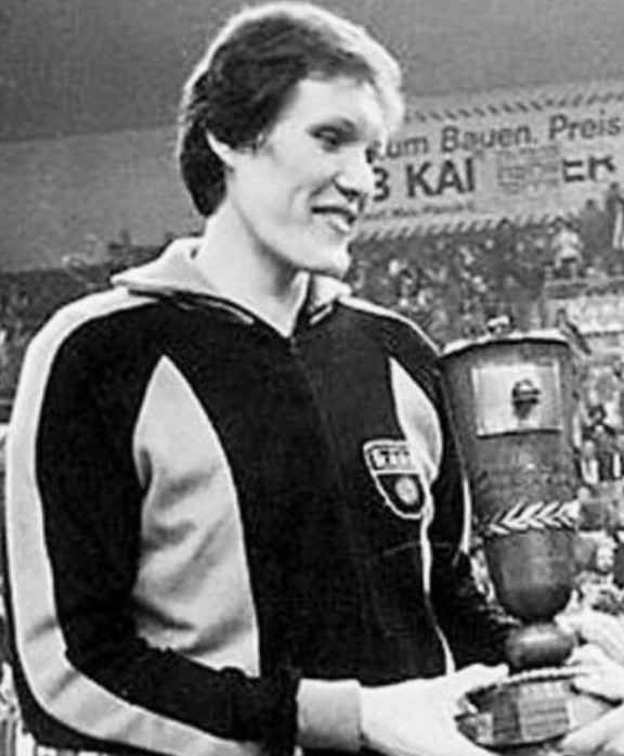 Умерла  самая титулованная советская баскетболистка Ульяна Семенова