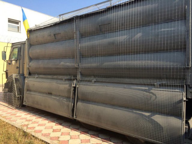 Укропское импровизированное бронестроение