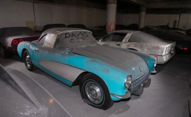 36 спорткаров Corvette