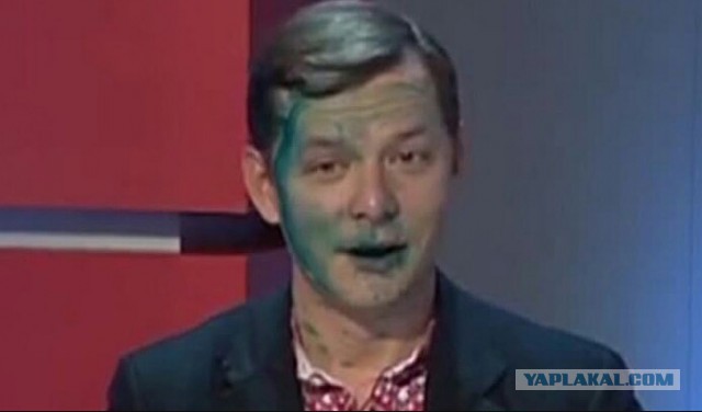 В Питере восстановили испорченное граффити с Сергеем Бодровым