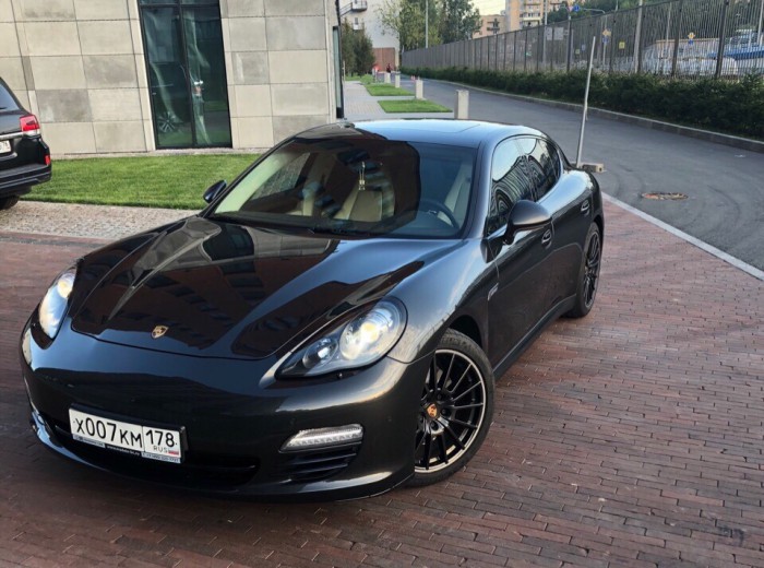 Хотел купить Porsche Panamera, но решил не платить