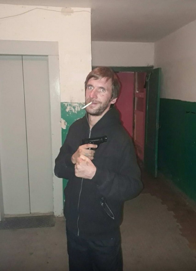 Картинка лучше старенький тт чем дзюдо и карате