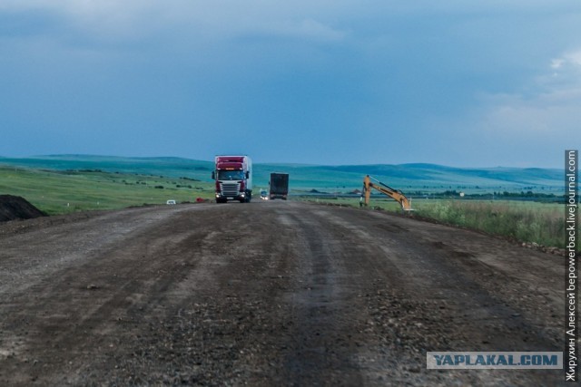 Есть ли дороги в России? Проехал до Магадана на машине и посмотрел